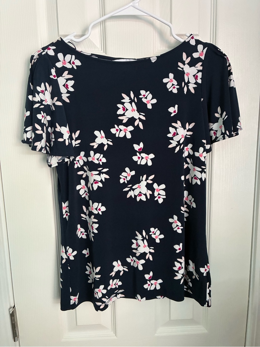 Liz Claiborne Navy Floral Short Sleeve Top